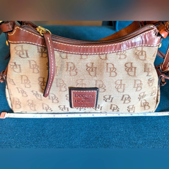 BRAND NEW Vintage Dooney & Bourke Handbag 👜 - Picture 7 of 9